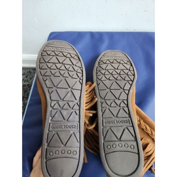 Minnetonka Women Tan Brown Suede Leather High Top Fringe Back Zipper Boots sz 9 - Picture 8 of 9